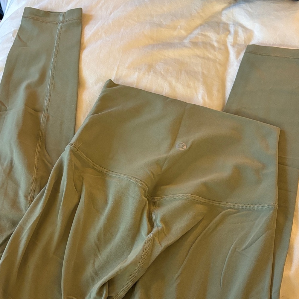 lululemon sage Green align Leggings 28"